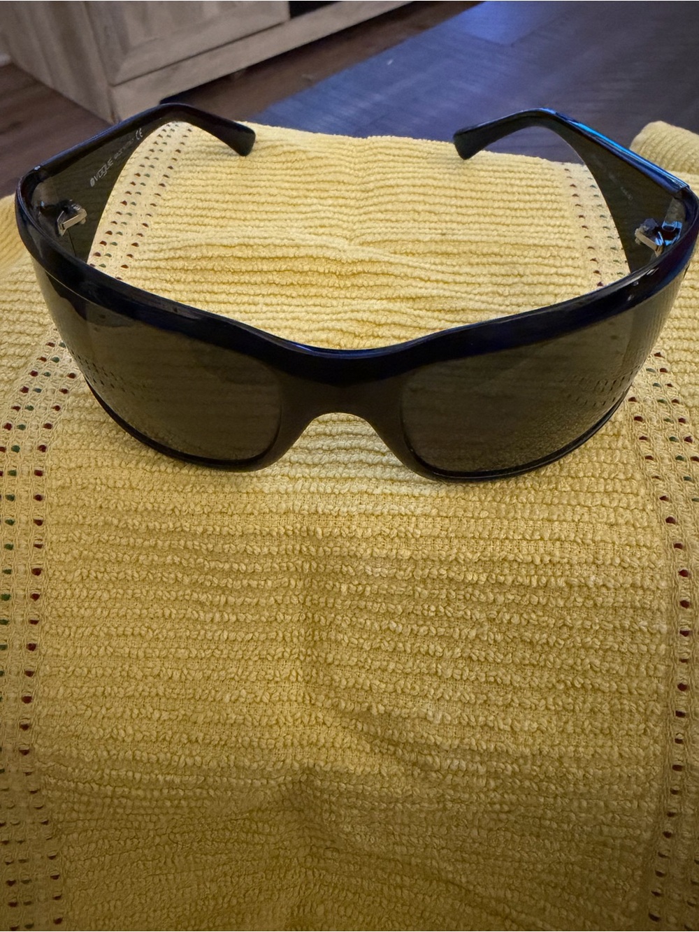 Women’s Wraparound Black Sunglasses - Sport Shield Style